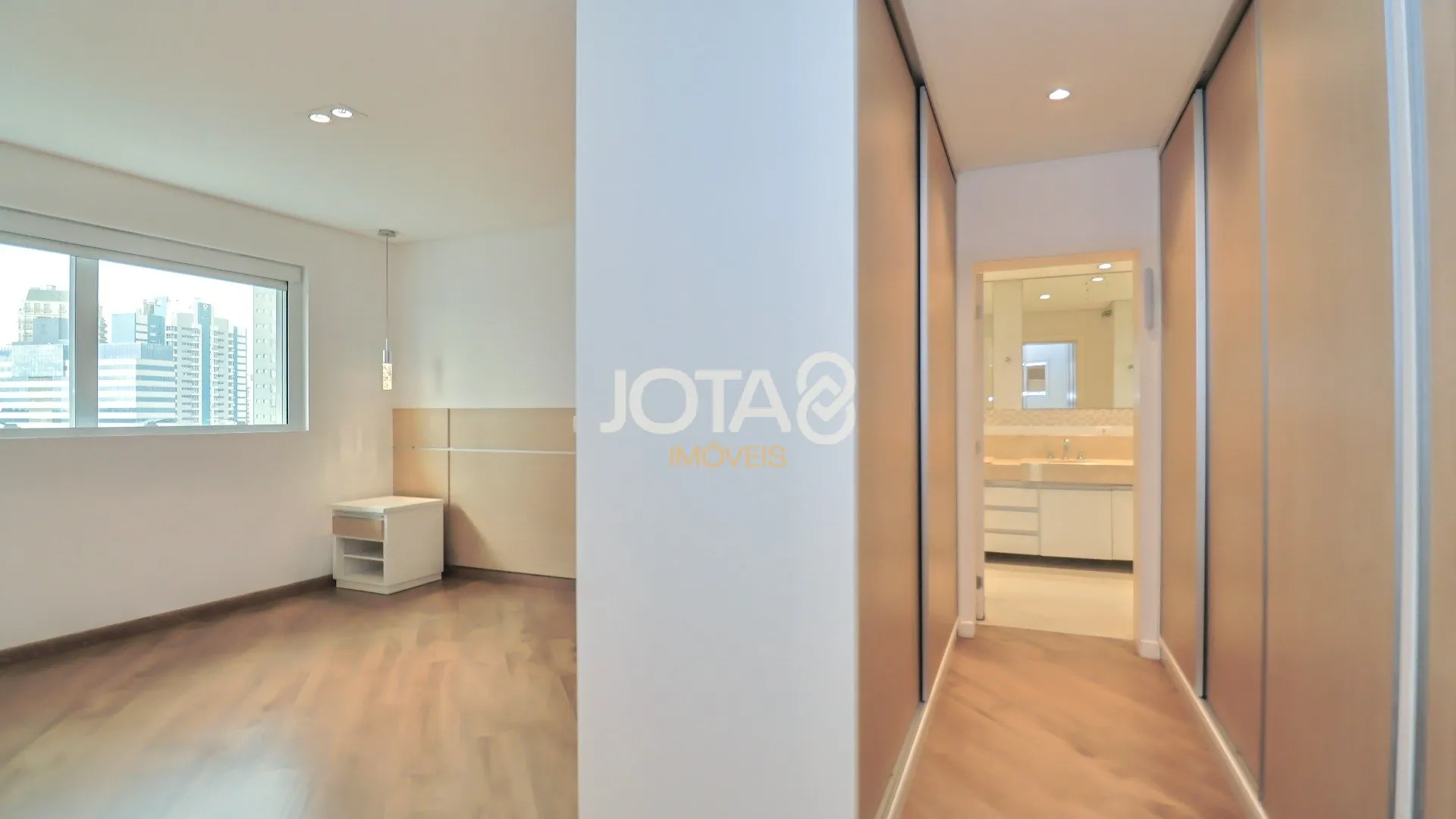 Орендна квартира з 4 спальнями та 329 м² — photo 24