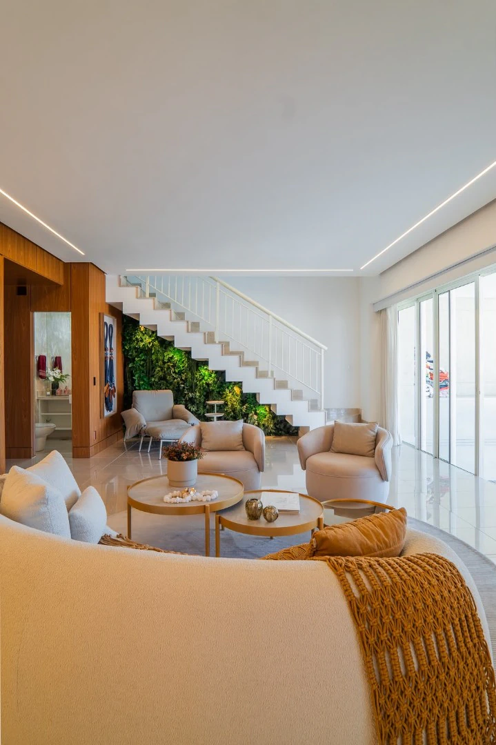 Furnished duplex with 4 en-suite rooms and 600 m² — photo 4