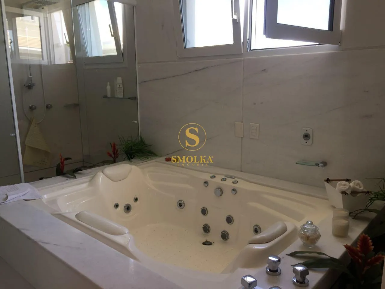 Casa amueblada de 787 m² con 5 suites y 6 plazas — photo 6