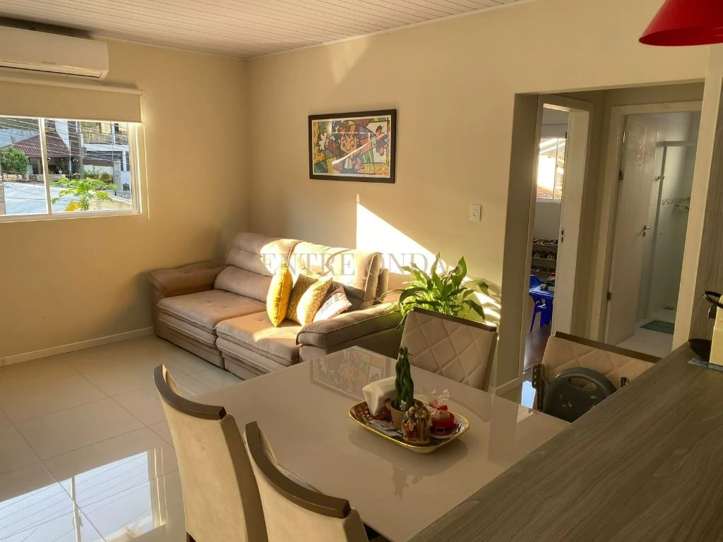 Home office in a 3-bedroom house, 120 m²