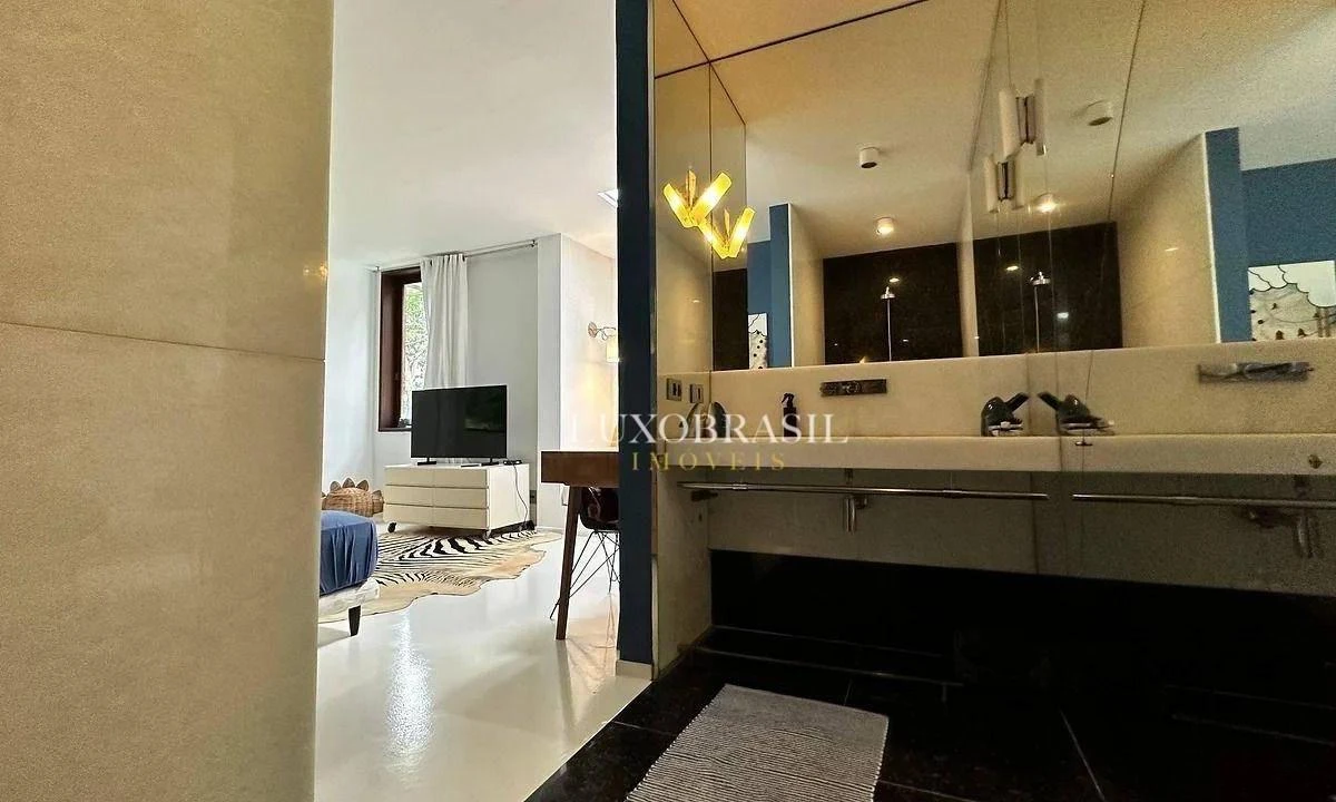 Casa amueblada con 4 dormitorios y parrilla en balcón — photo 32