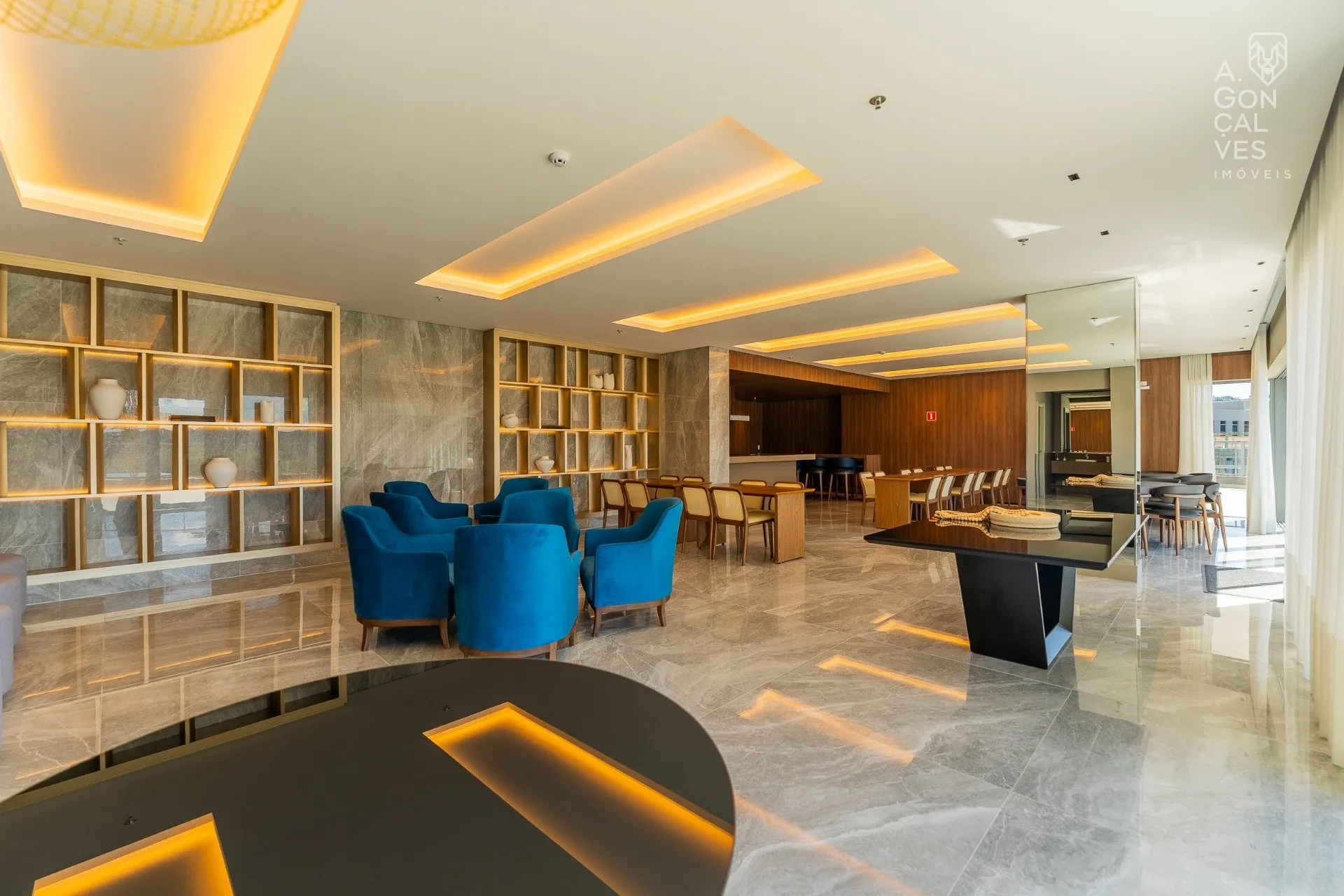 Furnished apartment with 3 suites and 257 m² — photo 43