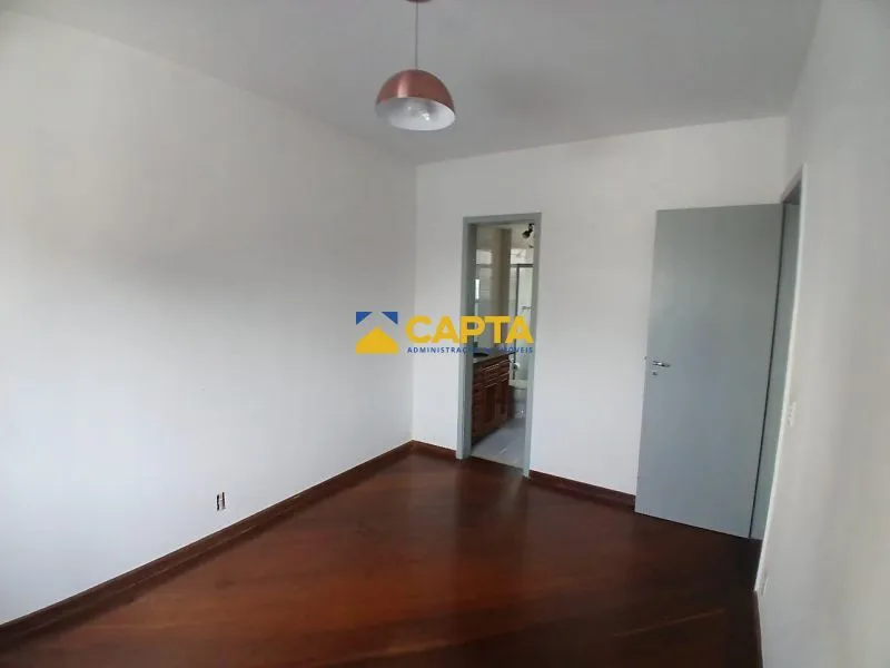 Apartment with 4 bedrooms and a terrace — photo 4