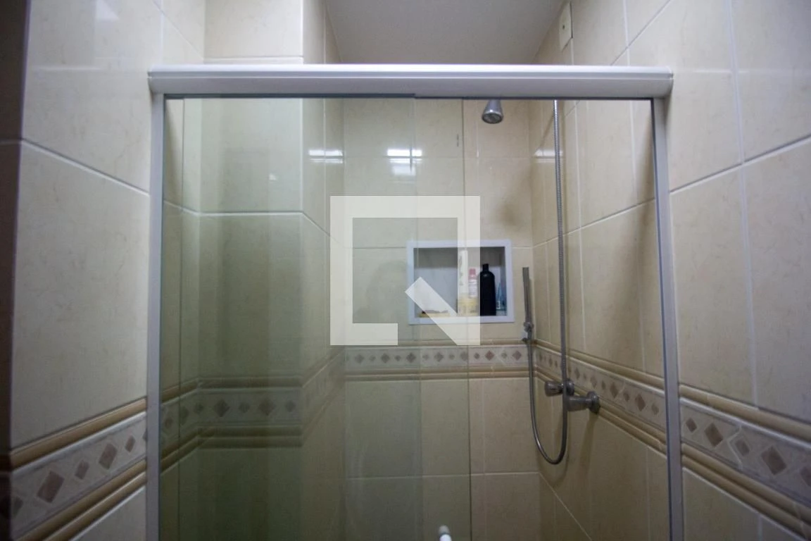 Apartamento mobiliado com 4 quartos e jacuzzi no prédio — photo 38