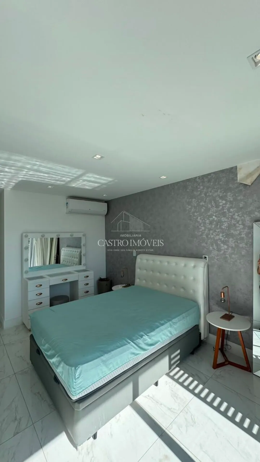 540 m² triplex house with 4 en-suite bedrooms — photo 19