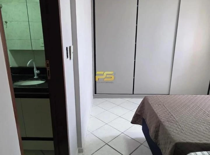 66 m² apartment with 2 bedrooms and 2 bathrooms — photo 8