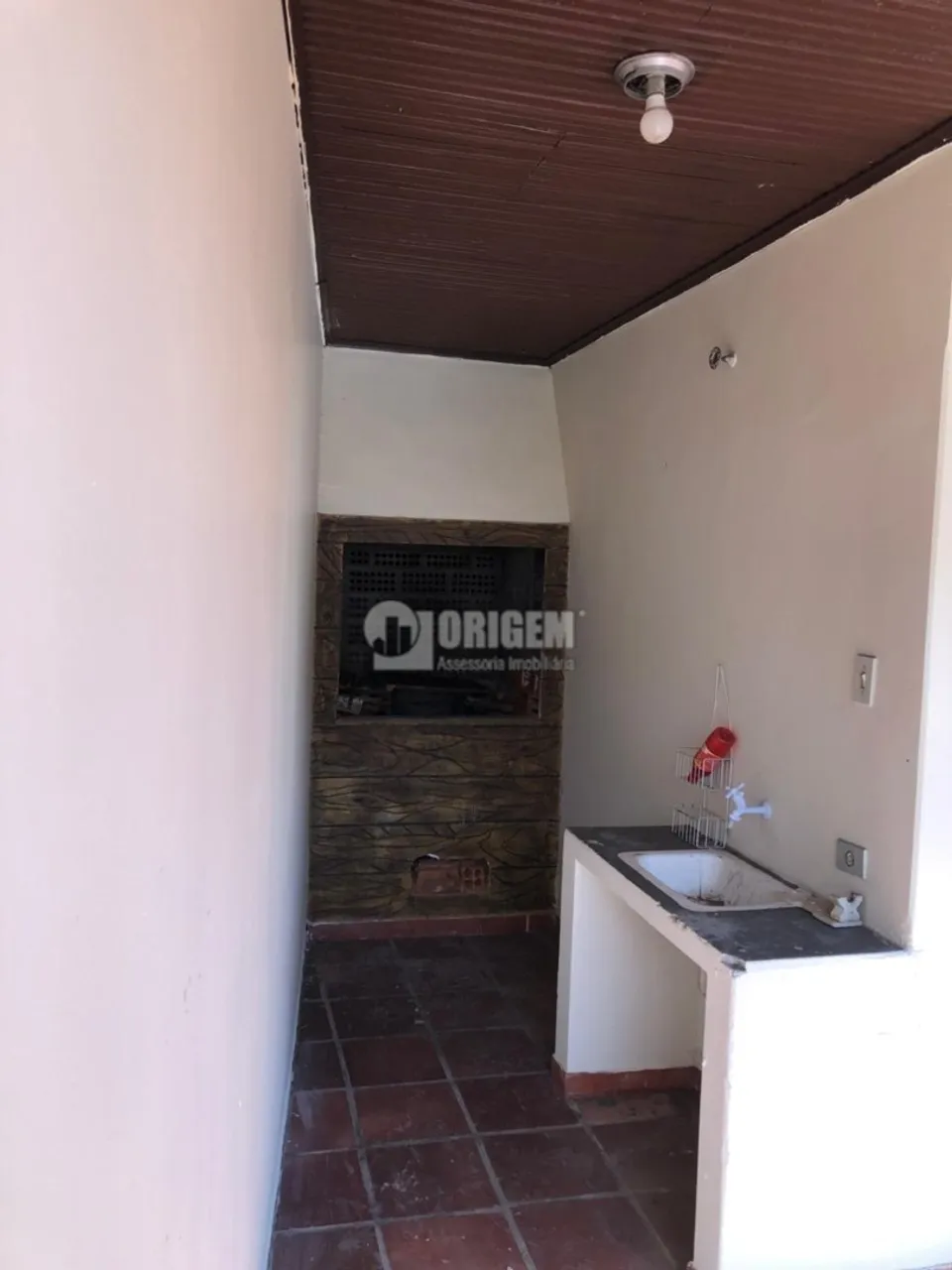 419 m² house with 5 bedrooms and 2 bathrooms — photo 15