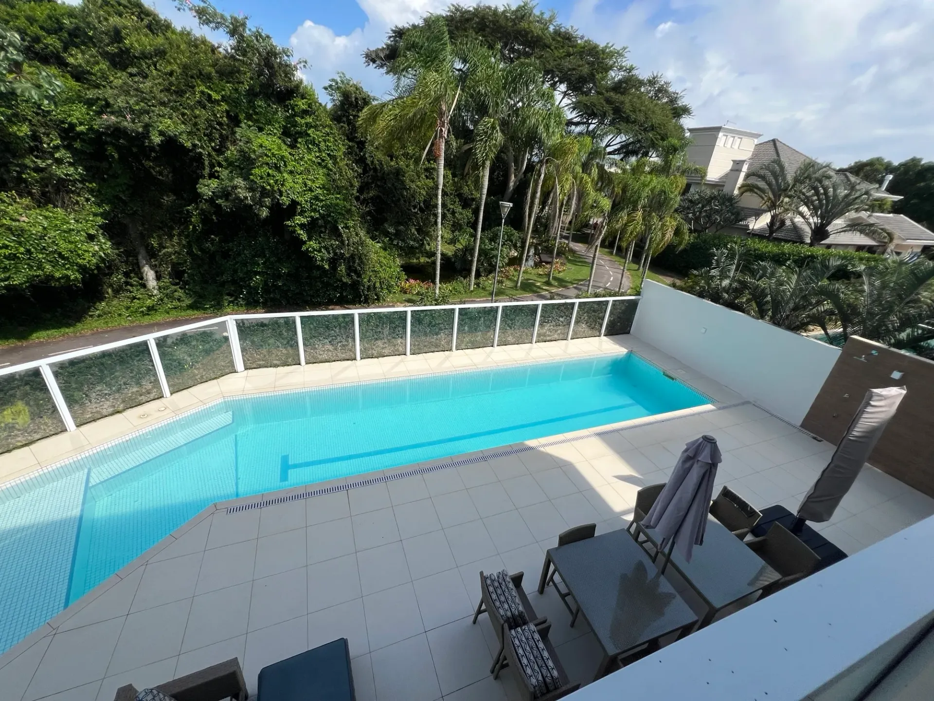 Casa com 6 suítes e 7 banheiros em 1000 m² — photo 13