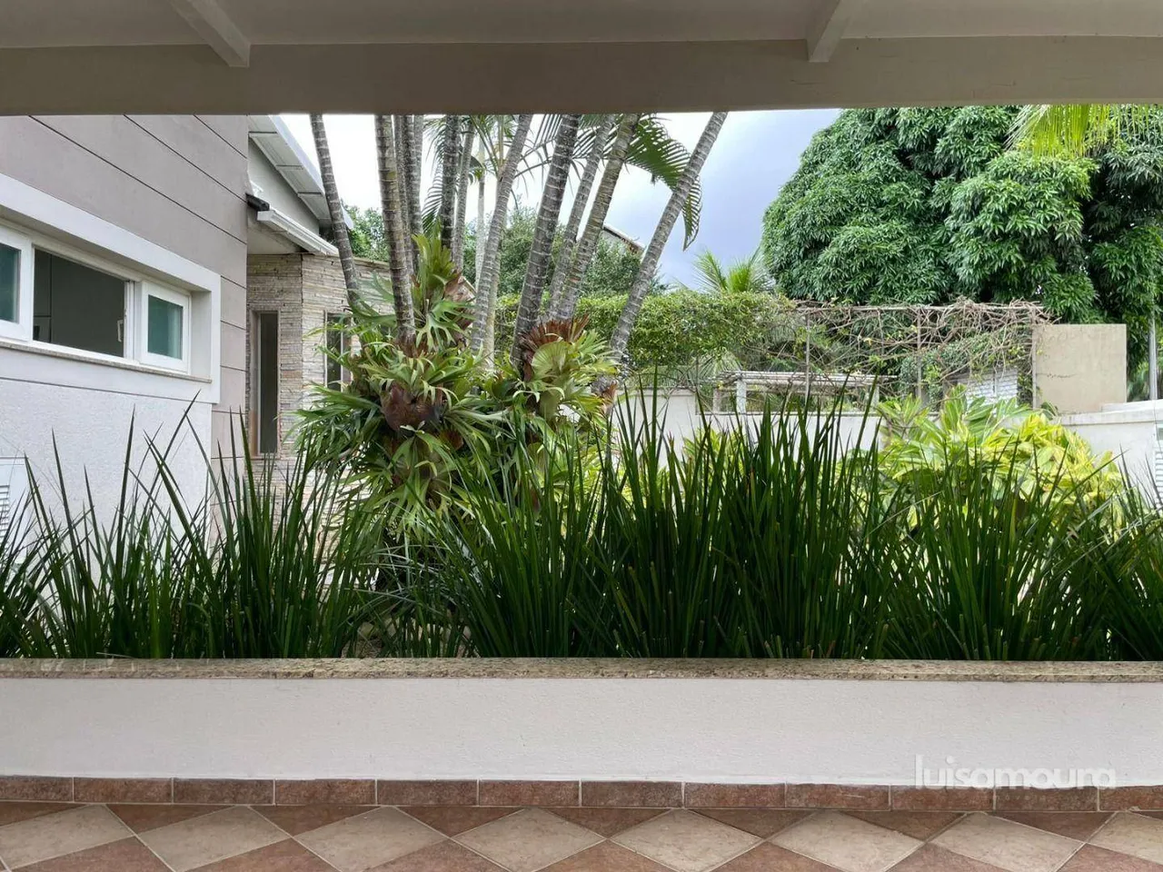 Furnished 4-bedroom house with 5 bathrooms — photo 14