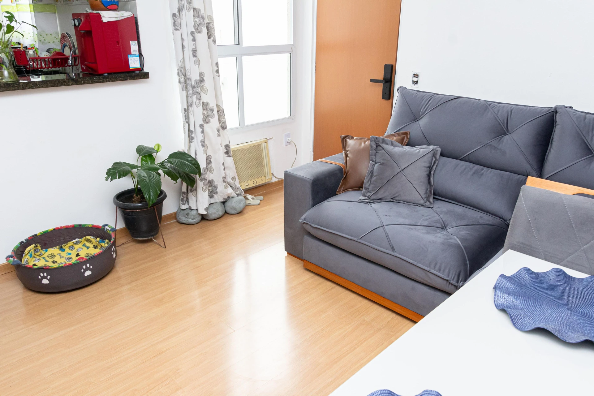 Furnished 2-bedroom apartment with gas open kitchen — photo 19