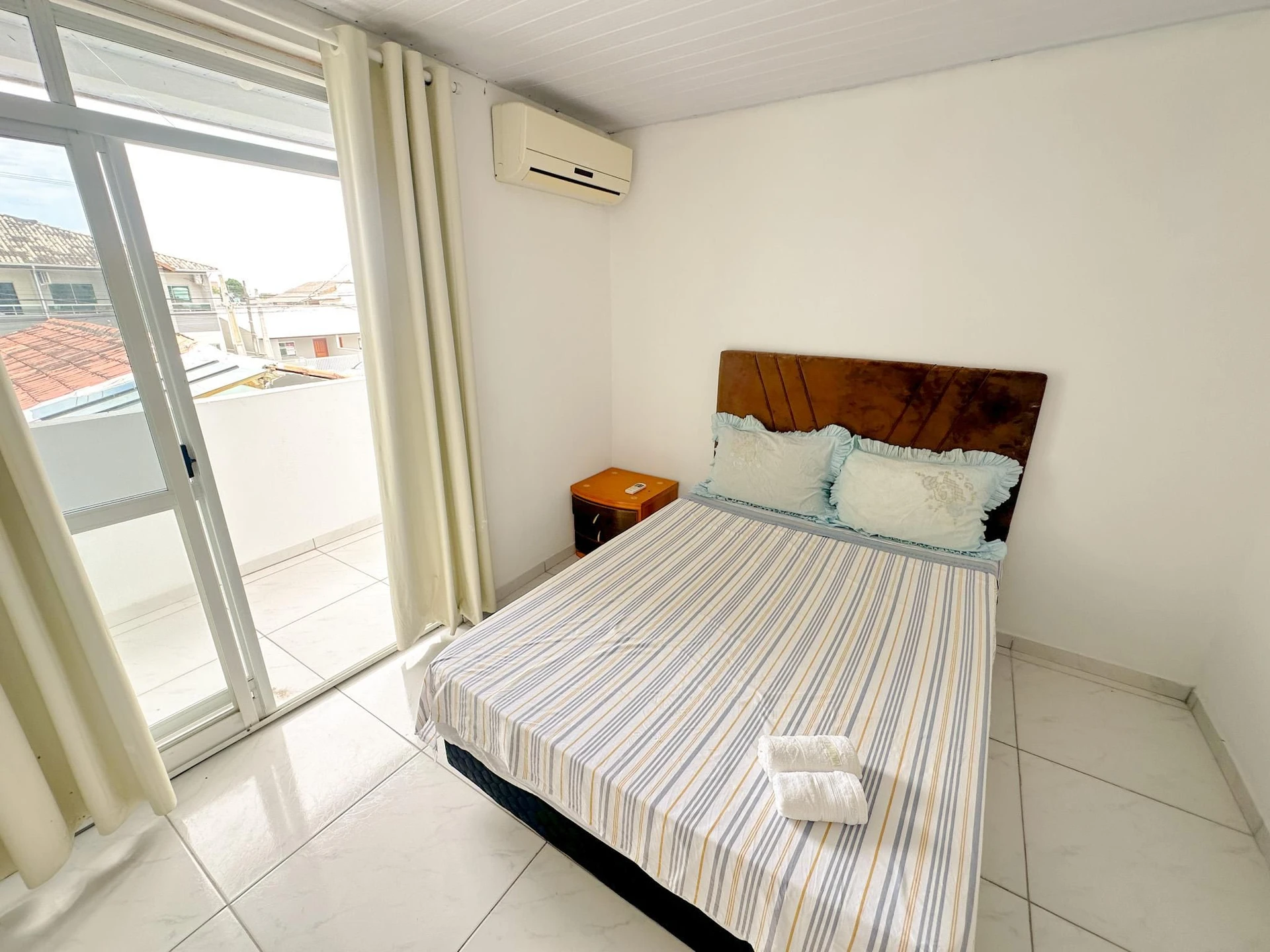 4-bedroom house with a private BBQ in Florianópolis — photo 102