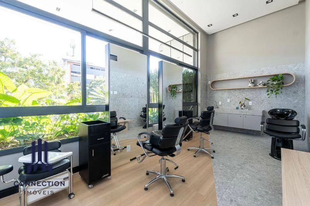 Floor-to-ceiling windows in a 2-bedroom apartment, 83 m² — photo 41