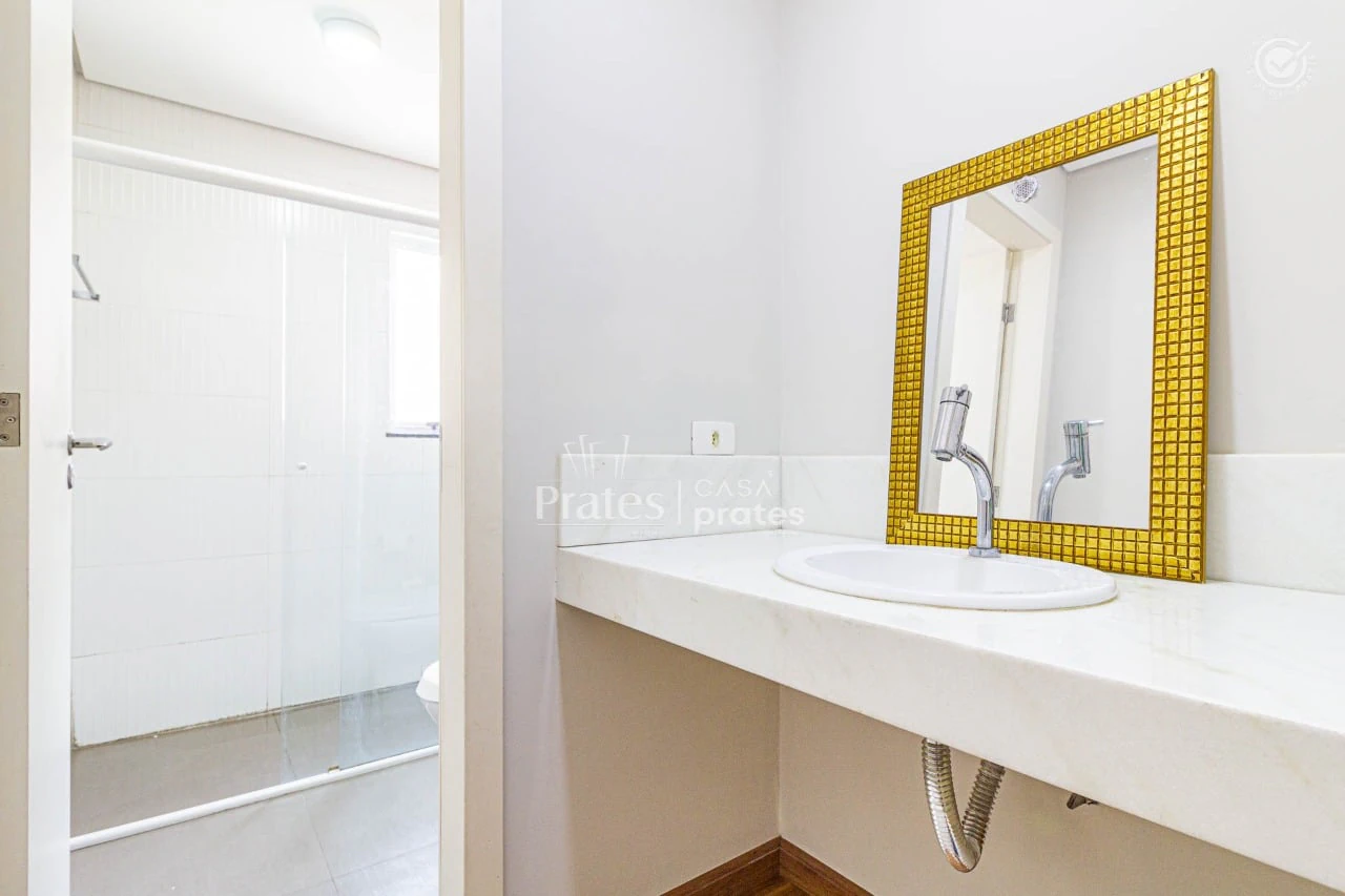 Closed-condo house with 4 bedrooms and 306 m² — photo 19