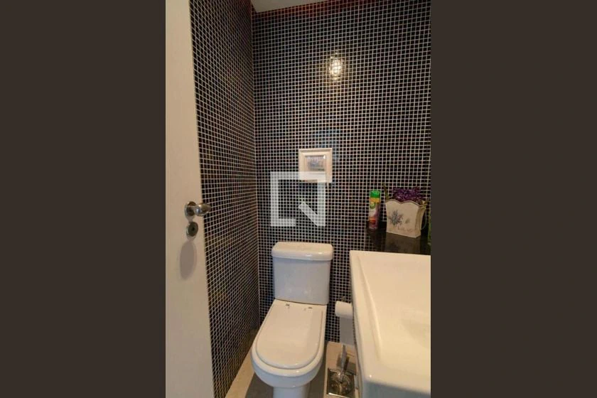 3-bedroom apartment with a home office — photo 26