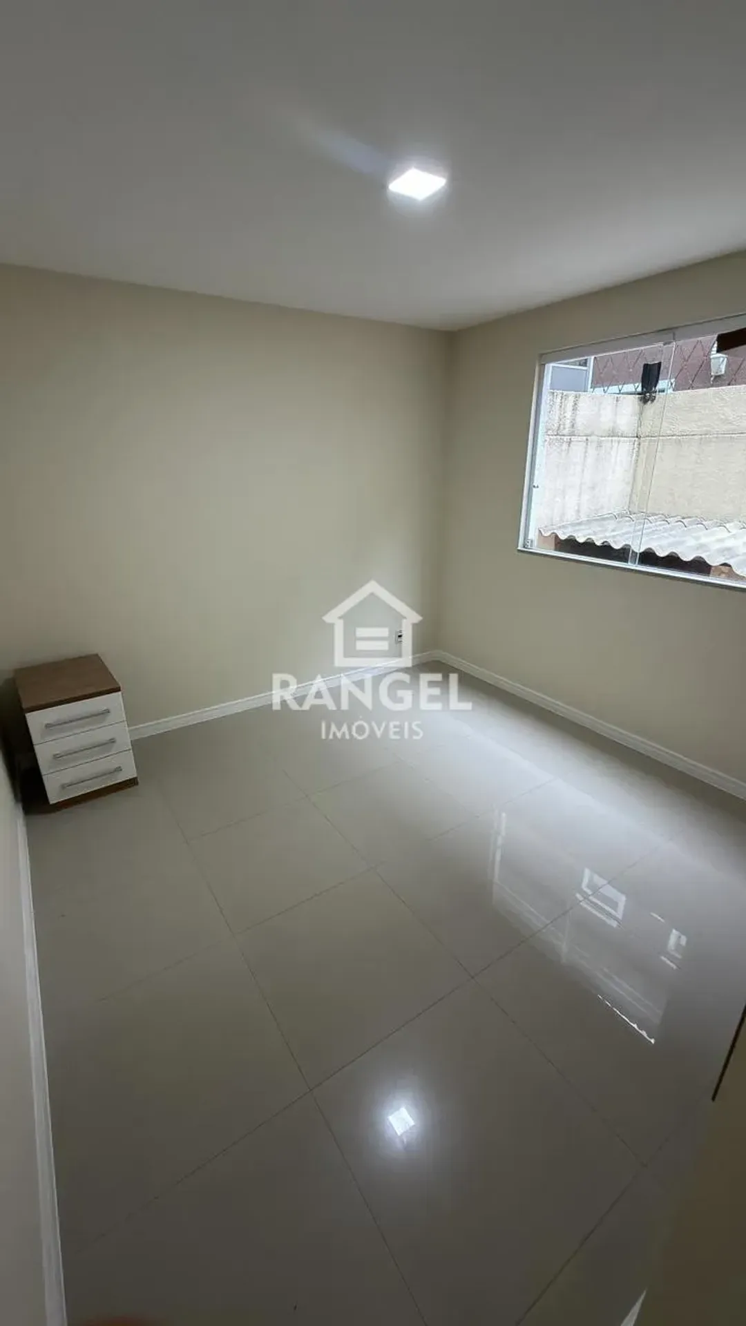 House, 412 m², with a private pool — photo 31