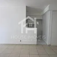 2-bedroom apartment in a building with a tennis court — photo 29