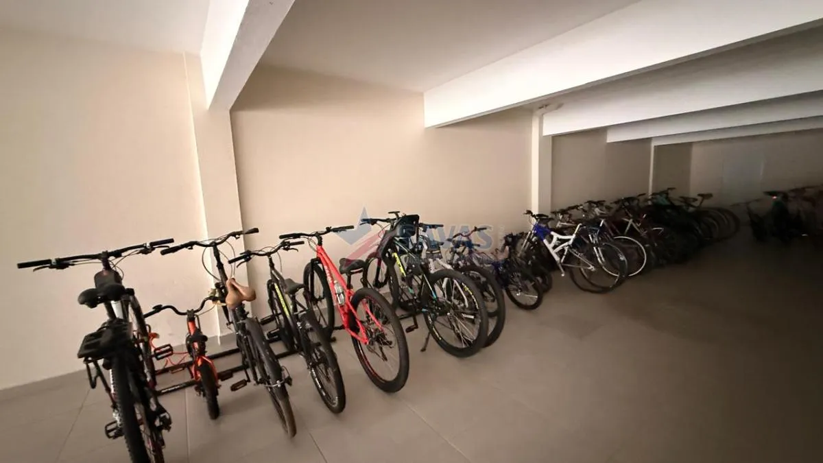 Apartamento amueblado de 3 dormitorios y 125 m² — photo 53