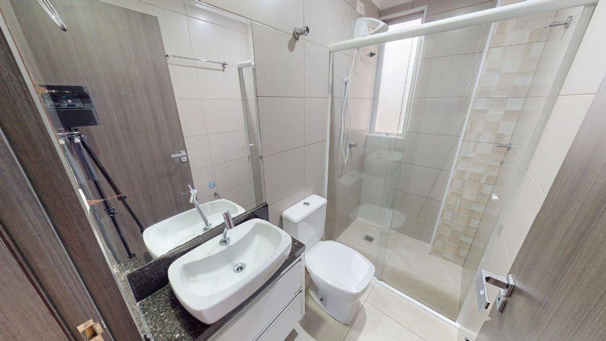 2-bedroom apartment with a washing machine — photo 33