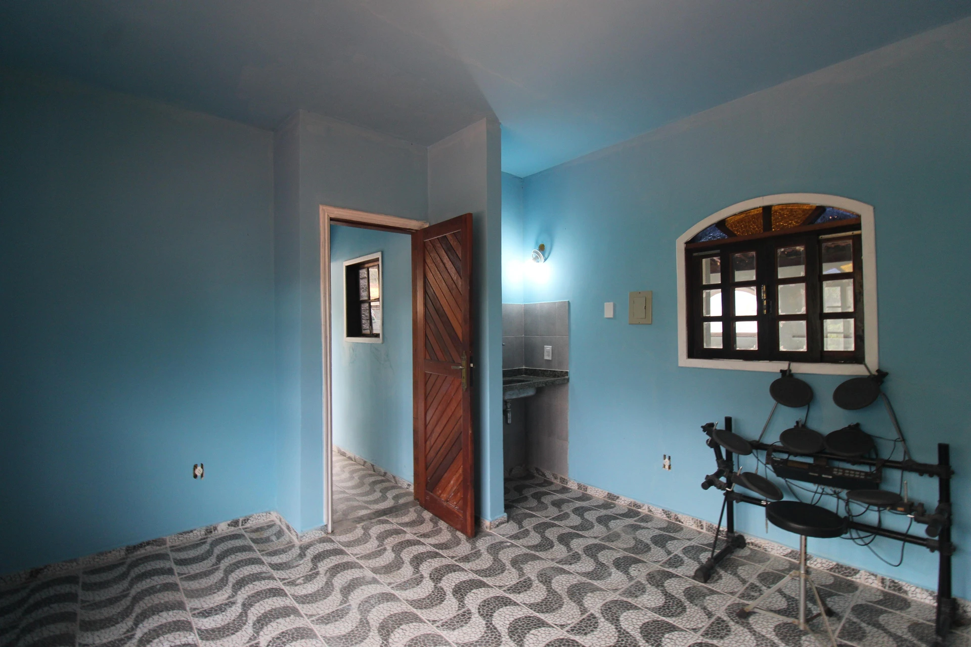 Furnished house with 6 bedrooms and 4 bathrooms — photo 42