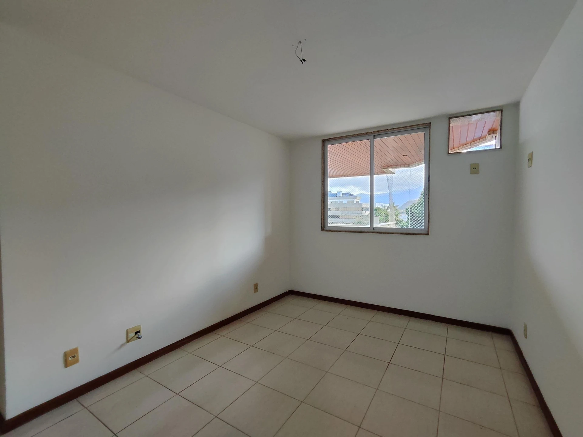 3-bedroom apartment, 1 with its own bathroom, 100 m² — photo 31