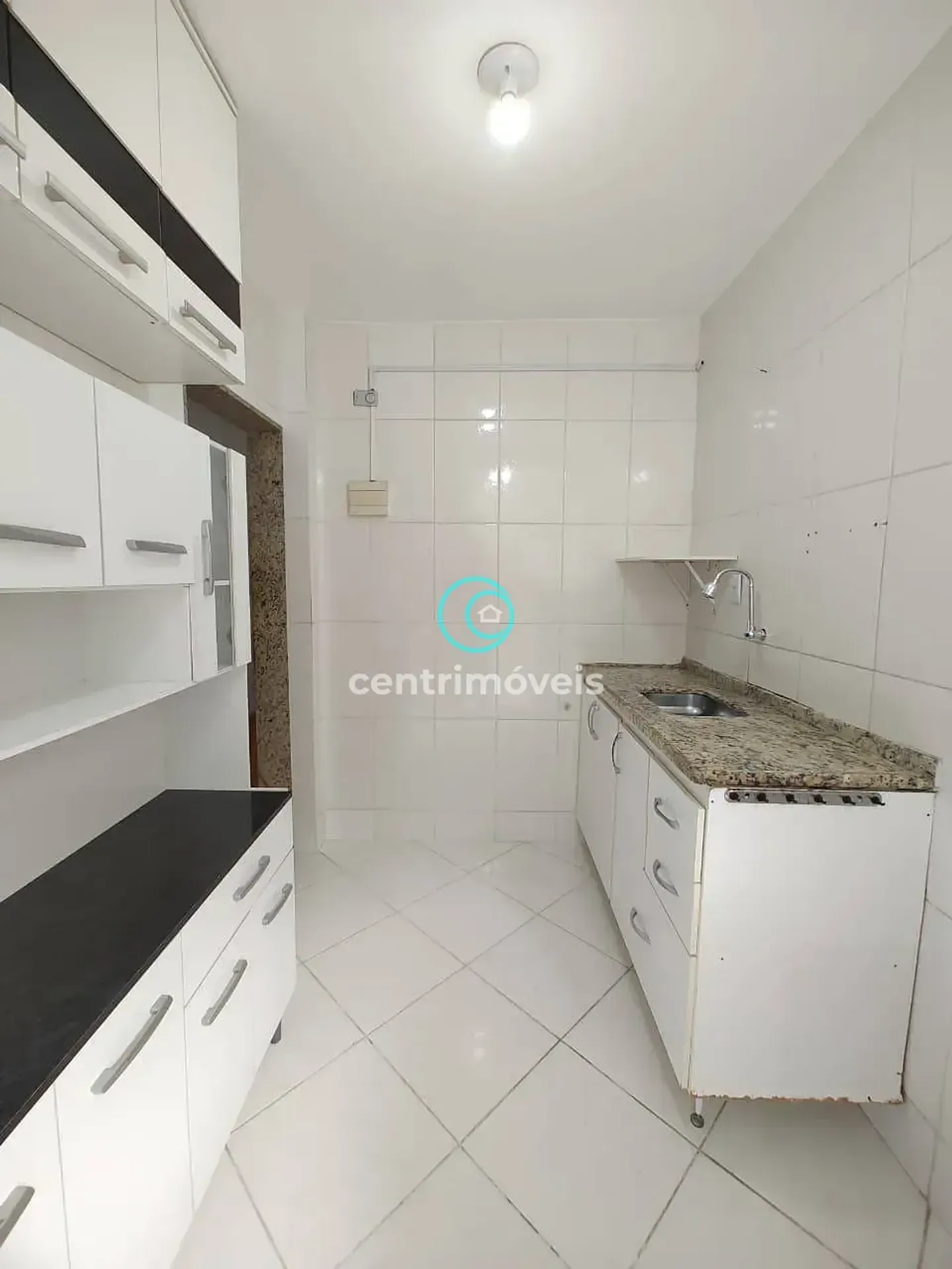 Wood or laminate floors in a 2-bedroom apartment, 50 m² — photo 24