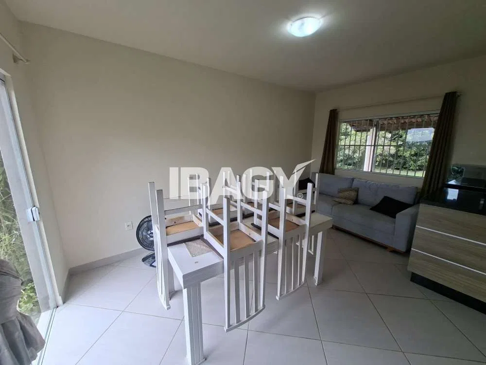 Furnished 3-bedroom house with a private barbecue — photo 2
