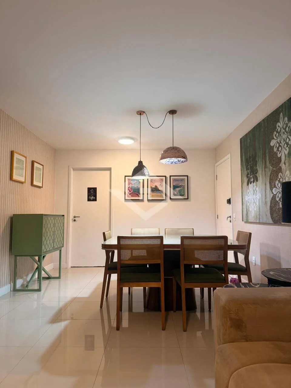 Furnished 3-bedroom apartment with closed kitchen — photo 9