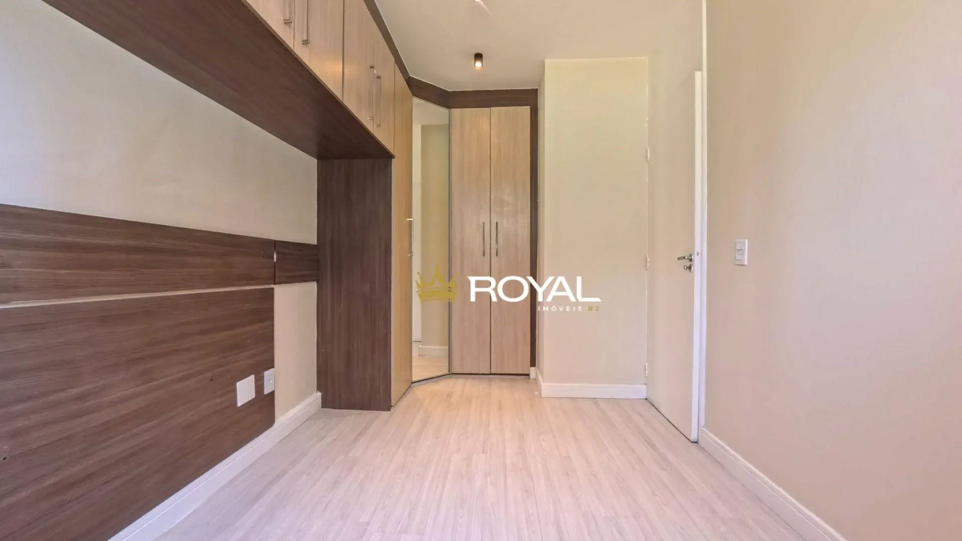 Apartamento com piso de madeira ou laminado, Gardênia Azul — photo 18
