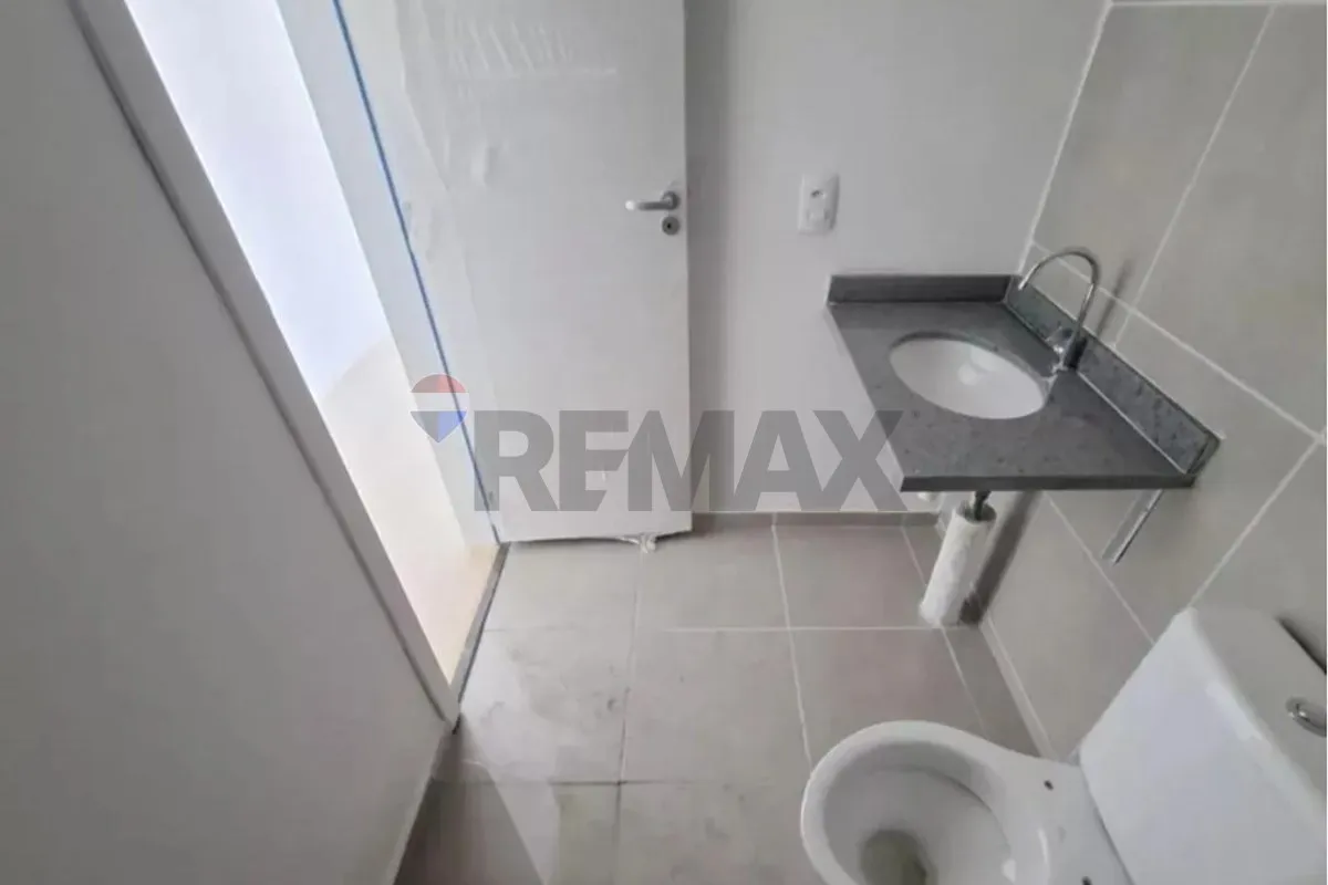 One-bedroom apartment with a mountain view in Rio de Janeiro — photo 14