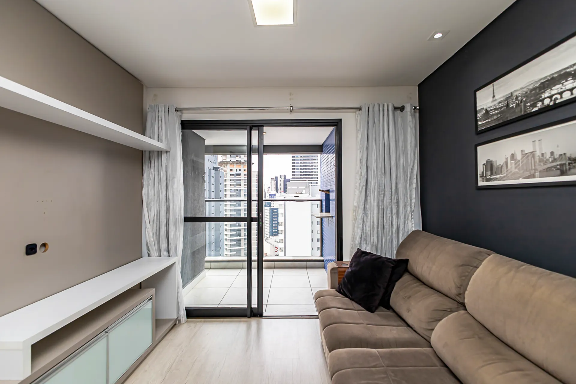 Apartamento amueblado de 46 m² con 1 dormitorio y parking — photo 4