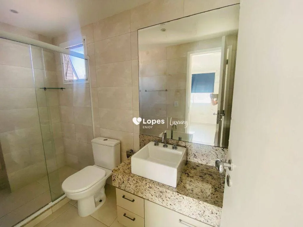 Furnished apartment with 4 bedrooms and mountain views — photo 32