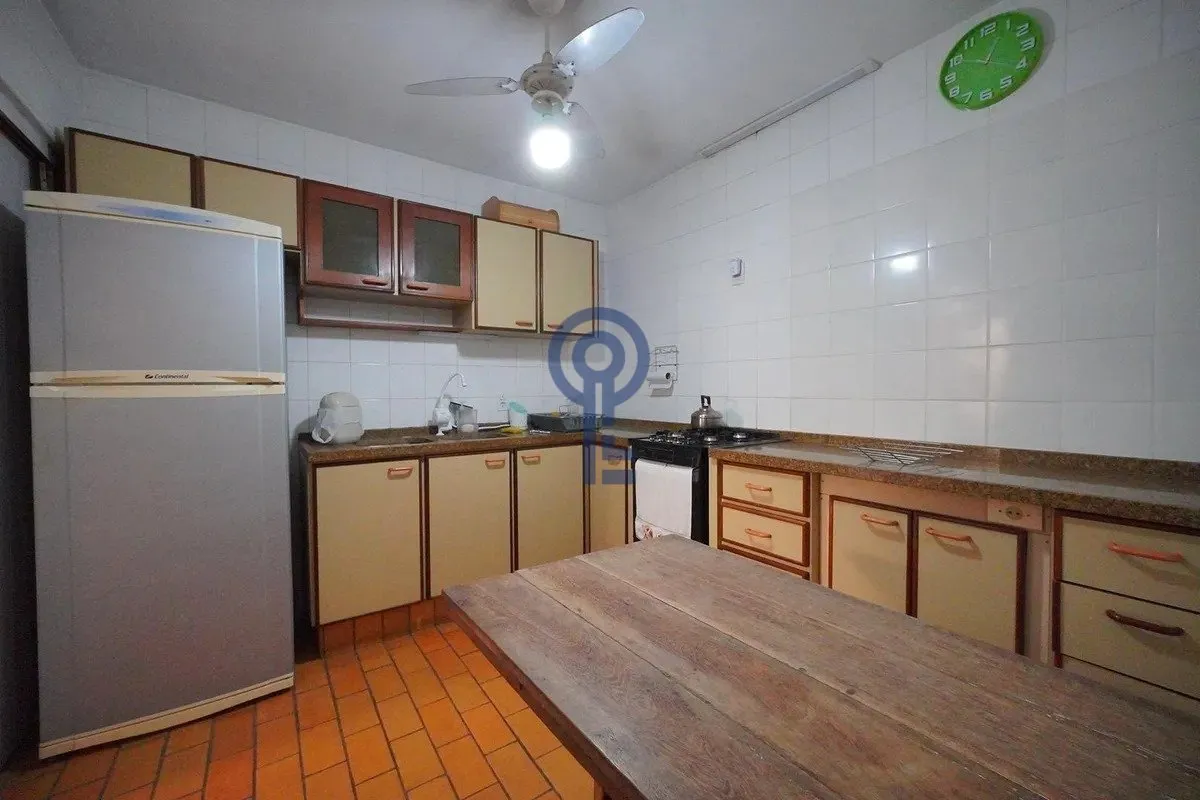 Casa mobiliada com 4 dormitórios e 3 banheiros — photo 4