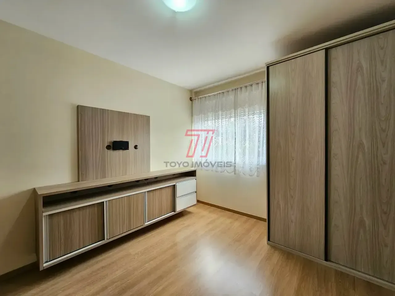 Квартира з 3 спальнями 98 м² і балконом — photo 7