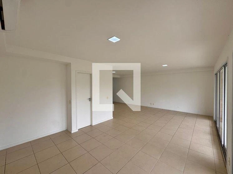 158 m² apartment with a park view and a grill on the balcony — photo 7