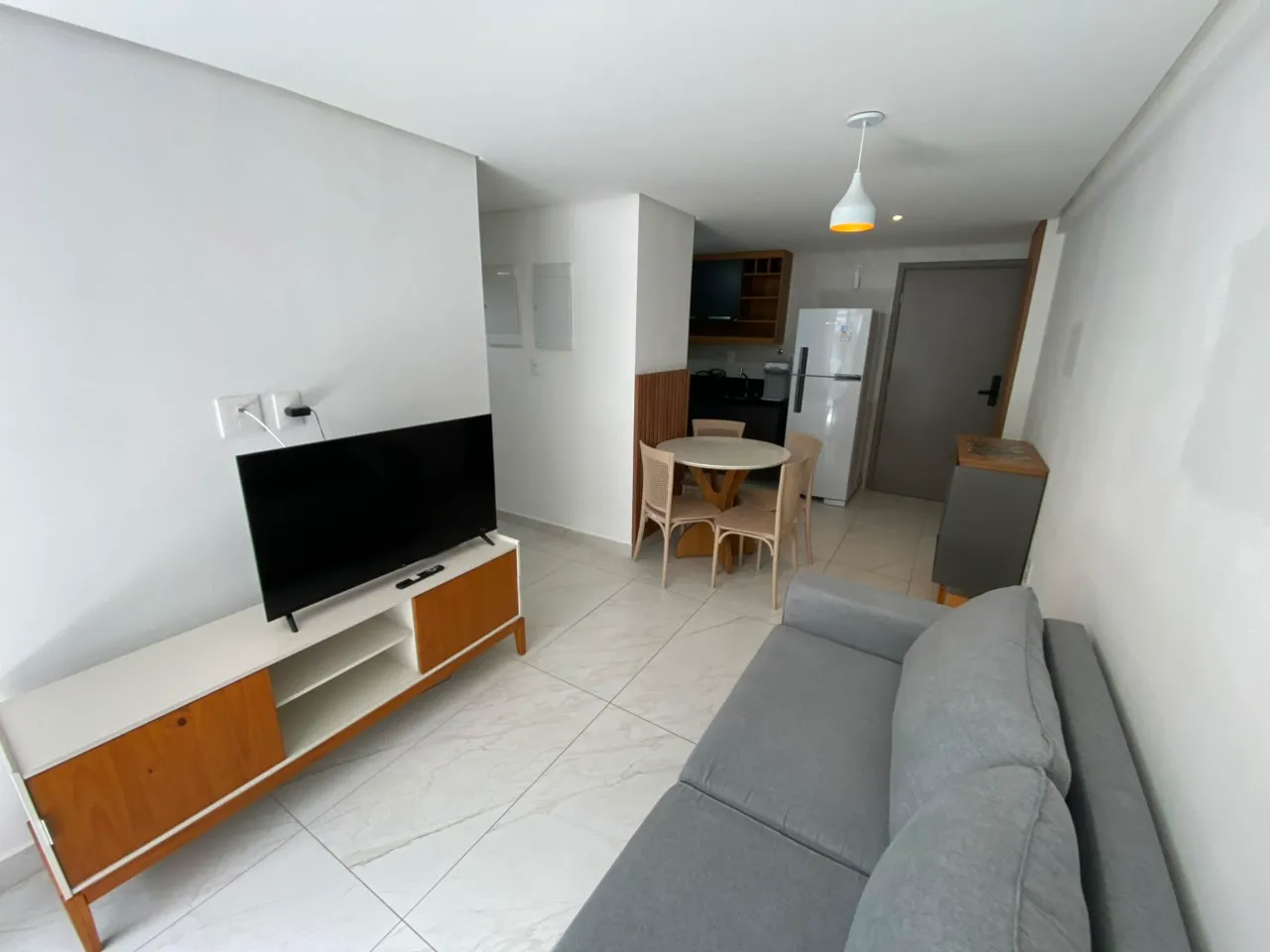 Furnished 57 m² apartment with 2 bedrooms and 2 parking spots — photo 3