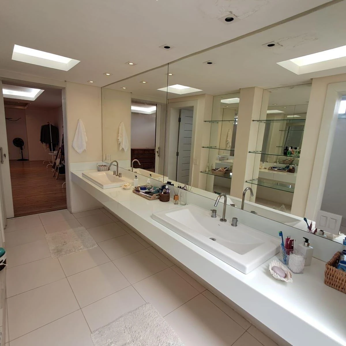 Furnished 4-bedroom house with 1450 m² and 4 parking — photo 32