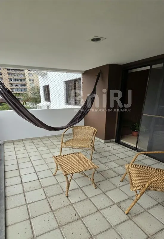 3-bedroom apartment with a washing machine in Rio de Janeiro — photo 16