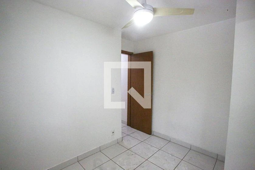 2-bedroom apartment in a building with a gym — photo 21