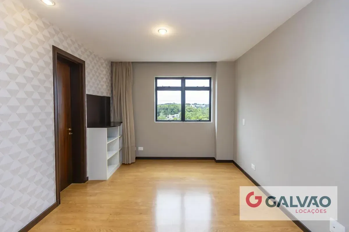 Apartment, 180 m², with a bathtub — photo 4