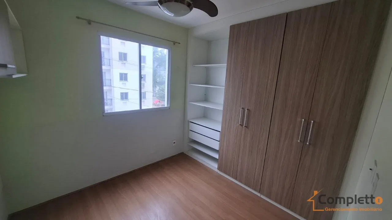 2-bedroom apartment in a building with a gym — photo 2