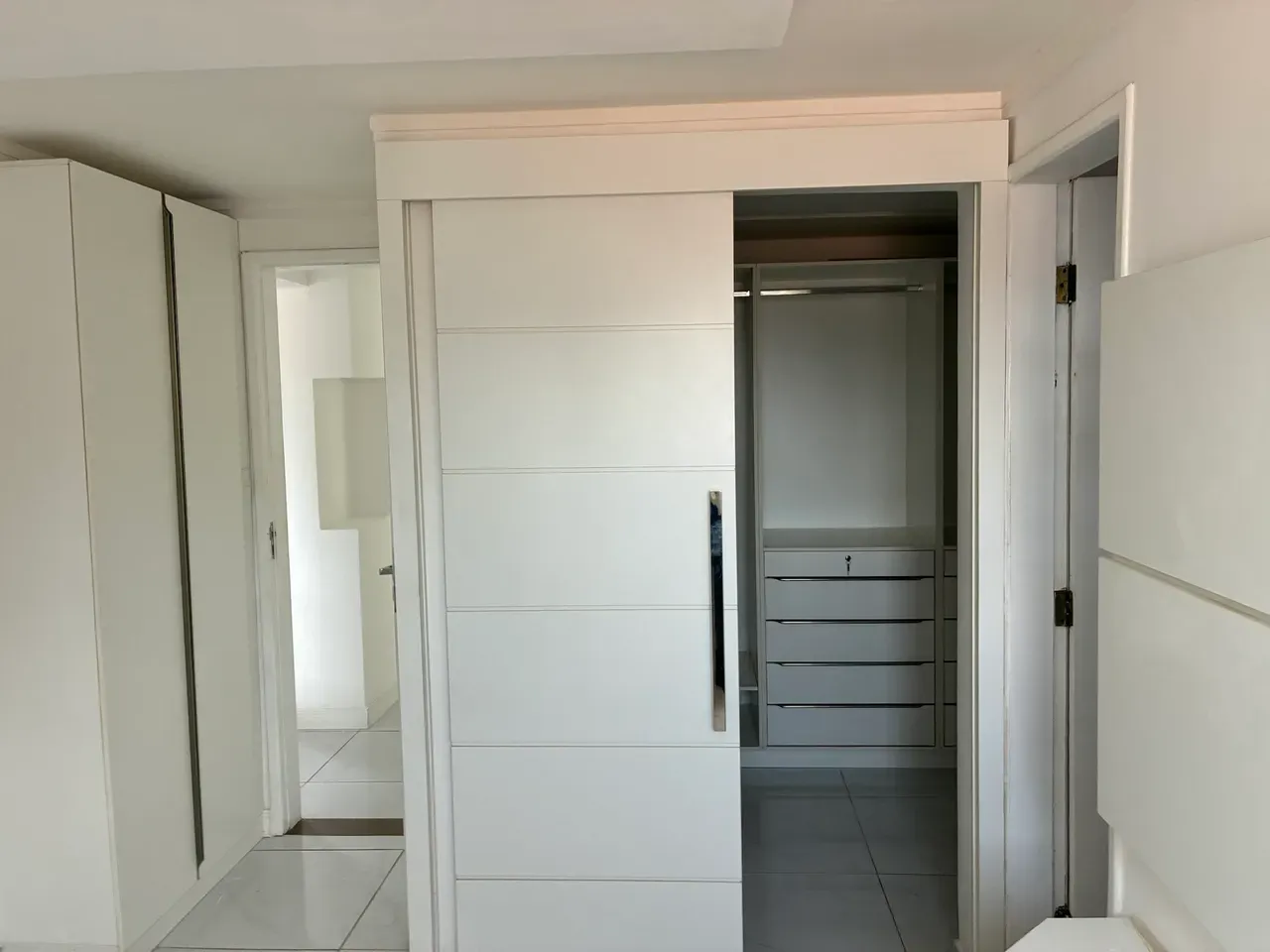 2-bedroom apartment with a home office — photo 10