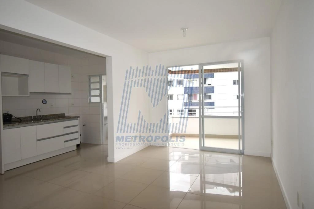 2-bedroom apartment with a mountain view — photo 12