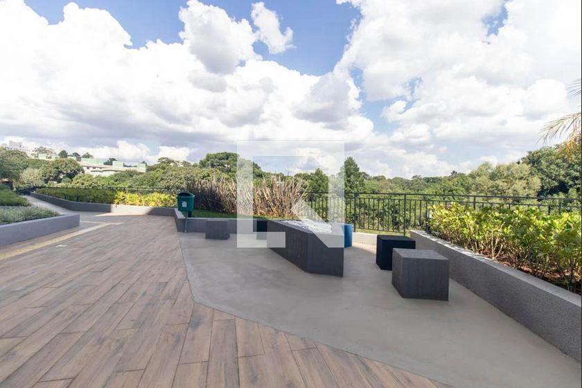 Balcony with a grill in a 2-bedroom apartment, 54 m² — photo 18