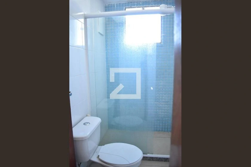Apartment with parking and a glass-enclosed shower — photo 7