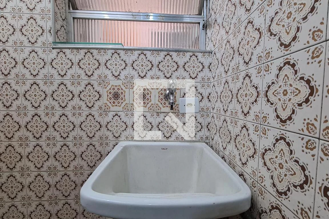 Apartamento amueblado con 2 dormitorios y 2 baños — photo 37