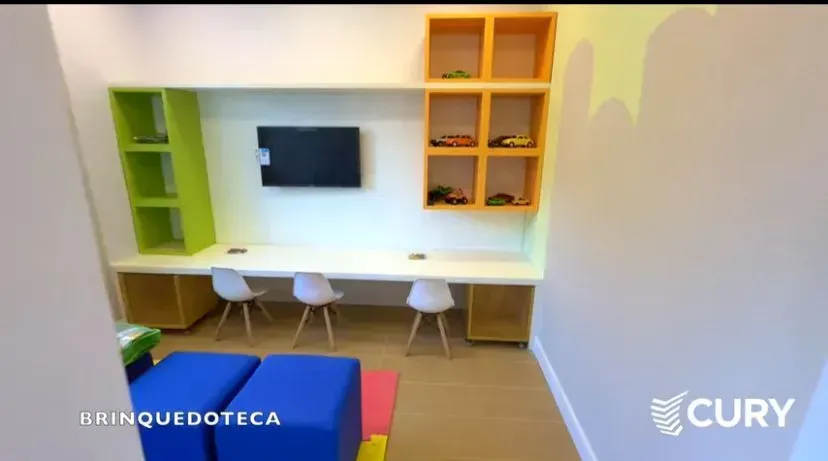 Furnished 2-bedroom apartment with integrated kitchen — photo 26