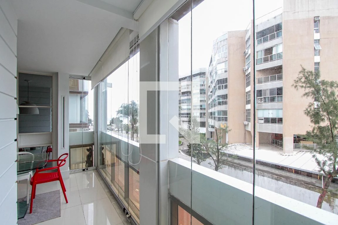 Apartamento de 2 quartos em suítes com 3 vagas e varanda — photo 19