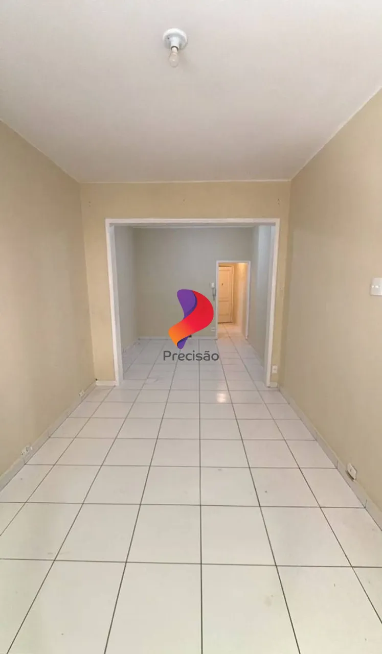 1-bedroom apartment with a separate kitchen — photo 3
