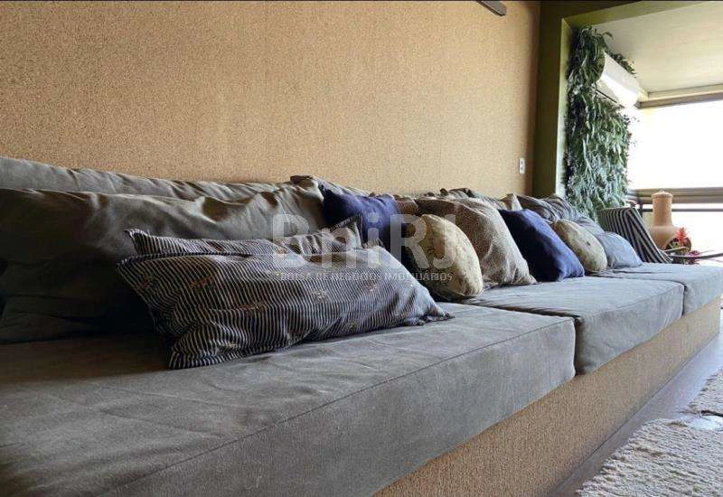 Apartamento de 2 dormitorios con balcón acristalado — photo 25