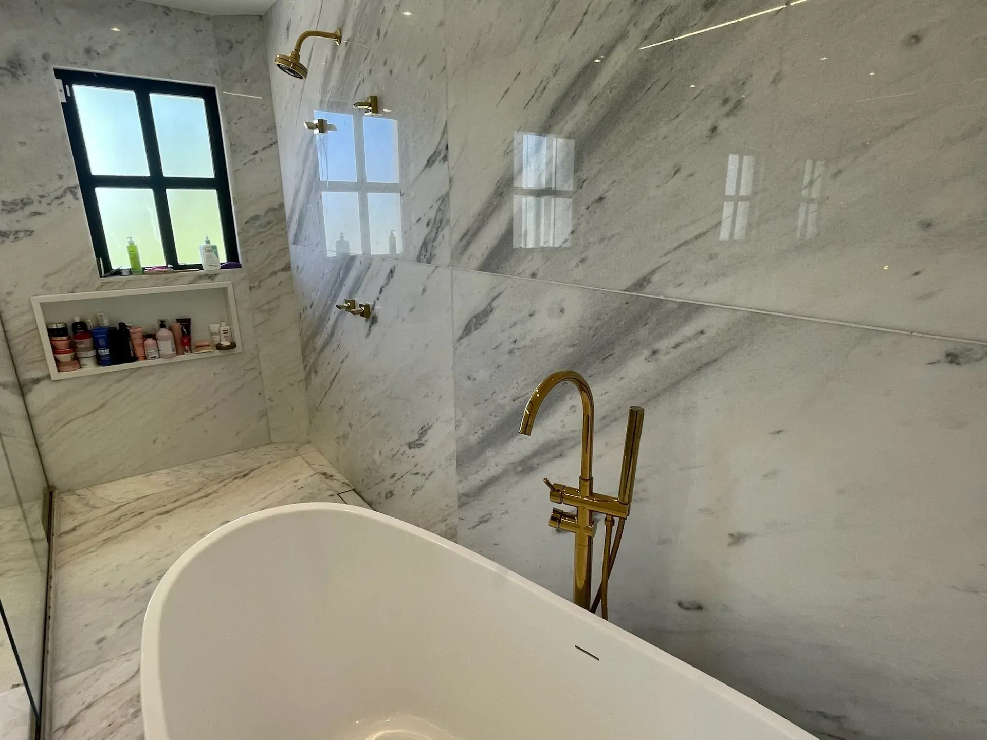 Casa mobiliada com 5 quartos, 5 banheiros e 1.000 m² — photo 33